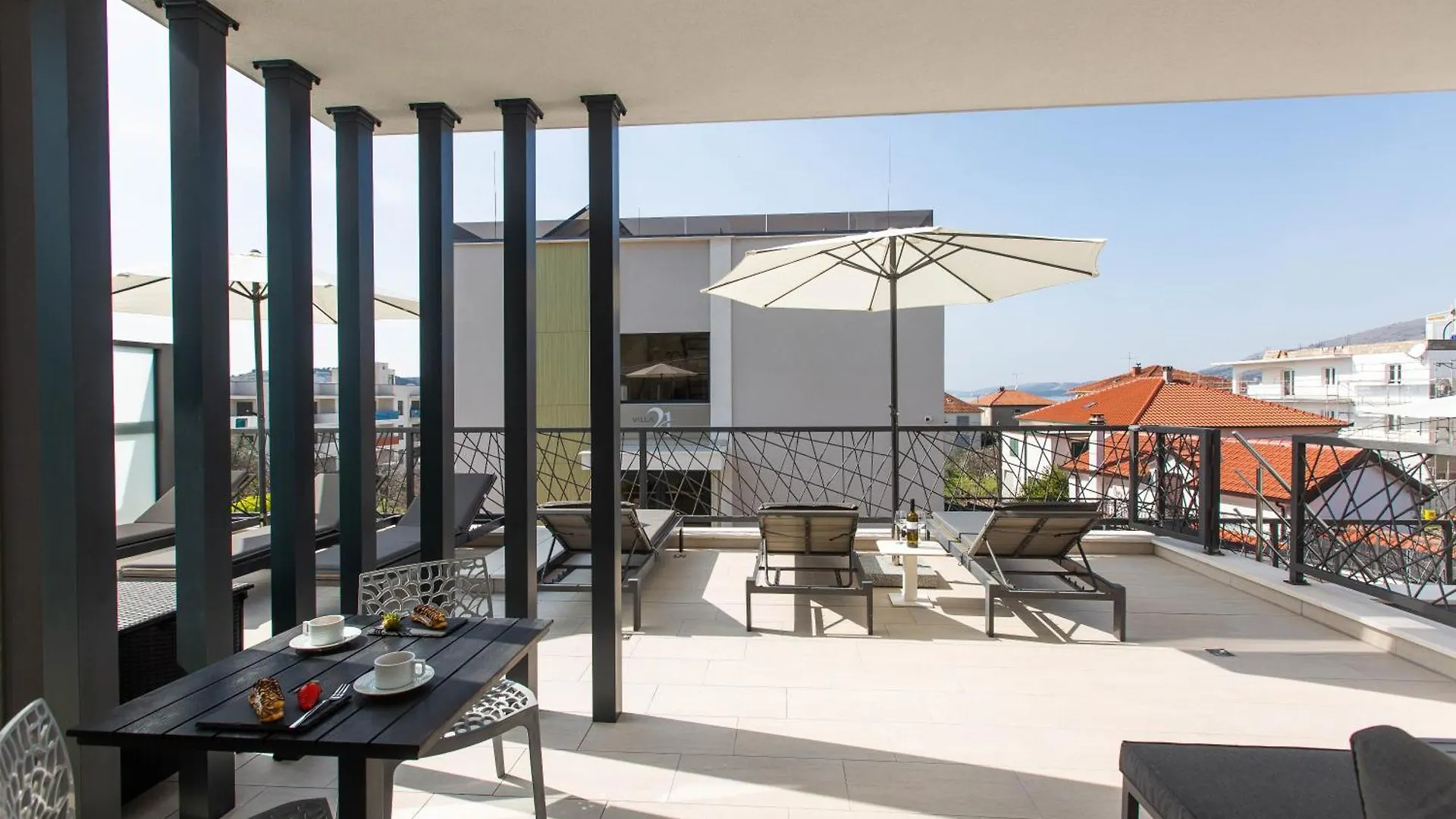 Villa 23 B Heated Pool Trogir 0*,